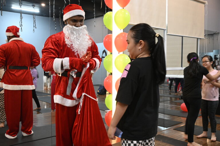 chirstmas yoga class